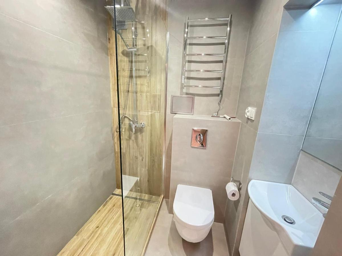 Yourapart Jacuzzi Przy Zamku Krolewskim วอร์ซอ ภายนอก รูปภาพ