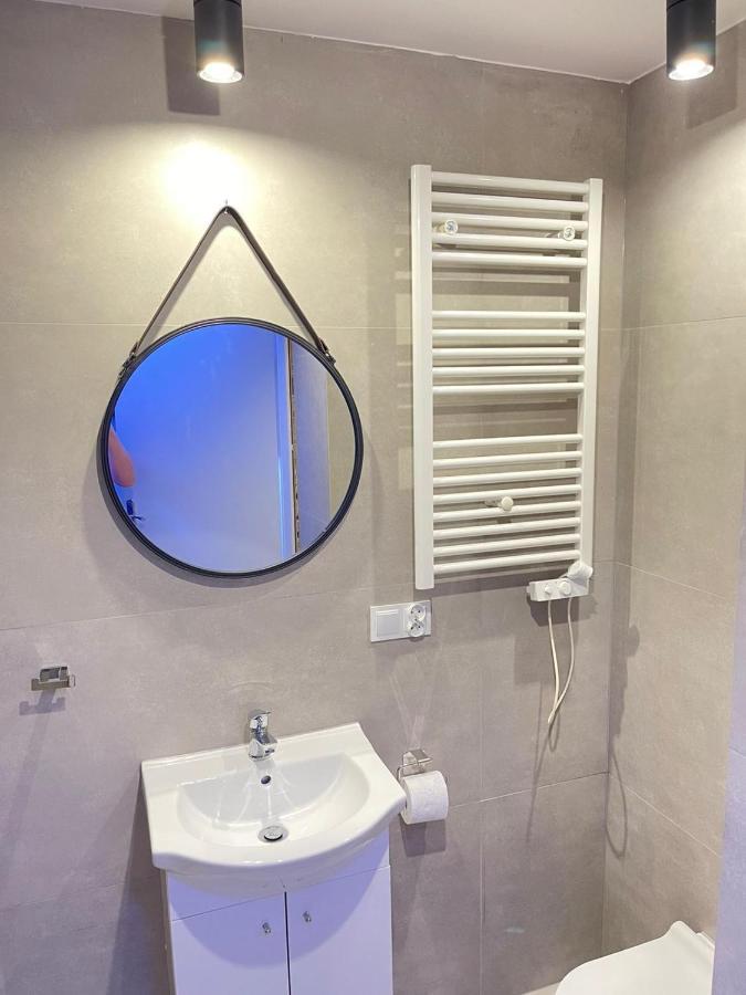 Yourapart Jacuzzi Przy Zamku Krolewskim วอร์ซอ ภายนอก รูปภาพ